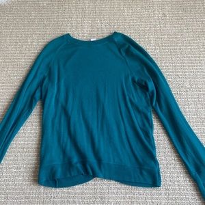 Cute Althleta Girl Warm Long-Sleeve Top